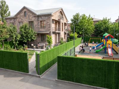 Decorative Artificial Grass Fence (1.5 m × 10 m)